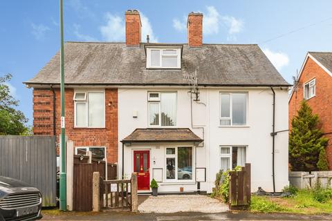 3 bed property, in Radley Square, £160,000