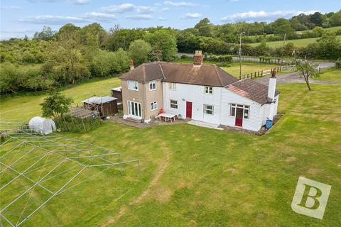 4 bed property, in Lower Bedfords Road, £950,000