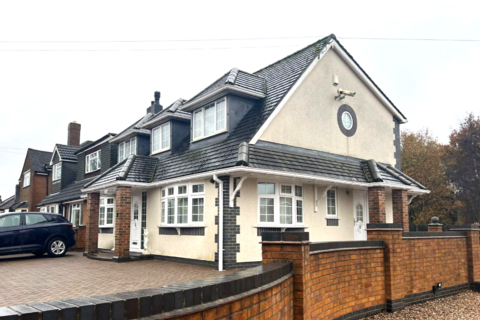 4 bed property, in Land & Buildings on the SW of Cannock Wood Rd, £395,000