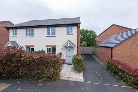 3 bed property, in Fairfax Avenue, £315,000