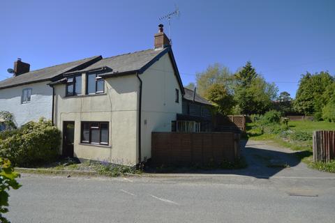 2 bed property, in High Street, £189,950