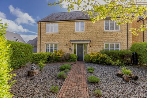 5 bed property, in Storey Mews, £930,000