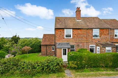 2 bed property, in Broad Street, £385,000