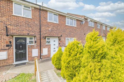 3 bed property, in Ince Road, £280,000