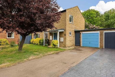 4 bed property, in Church View, £550,000