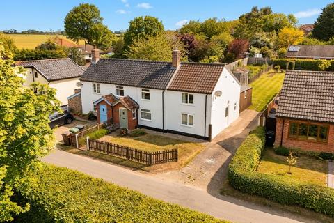 3 bed property, in Triple Plea Road, £325,000