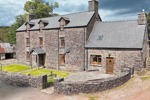 6 bed property, in Llywel, £940,000
