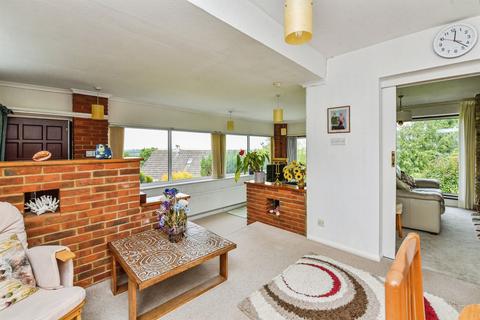 3 bed property, in The City, £575,000