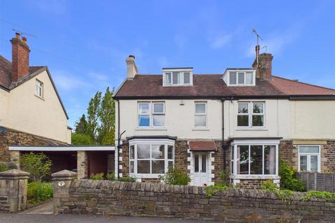 5 bed property, in Silver Hill Road, £575,000