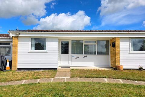 2 bed property, in Waveney Valley, £60,000
