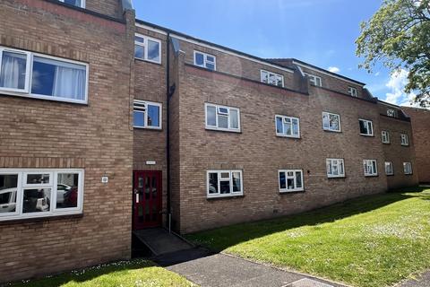 2 bed property, in 62 Gladstone Street, £80,000