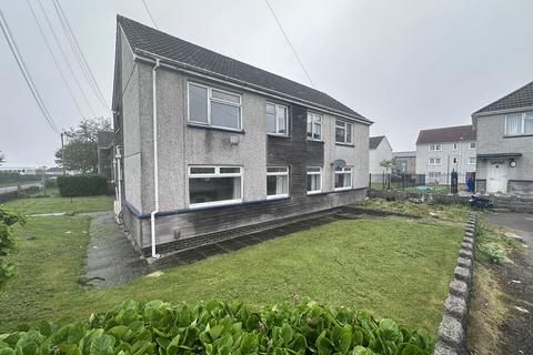 3 bed property, in Heol Frank, £70,000
