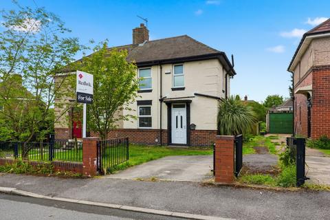 2 bed property, in Villiers Drive, £130,000