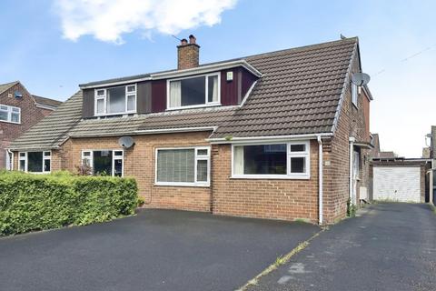 4 bed property, in Meadow Drive, £250,000