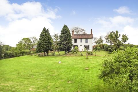 3 bed property, in Bliss Gate, £500,000