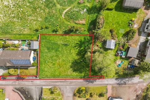Land, in Building Plot, £94,000
