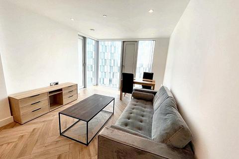 1 bed property, in Elizabeth Tower, £289,000