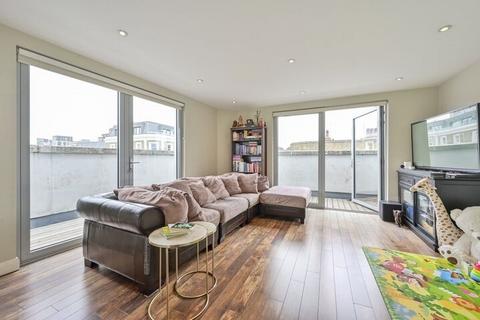 2 bed property, in Norroy Road, £615,000