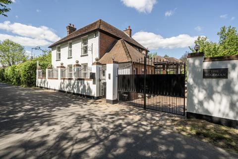 4 bed property, in Sweets Lane, £1,395,000