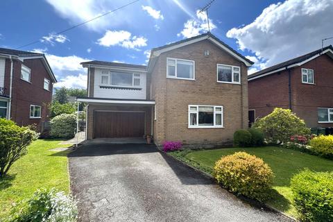 4 bed property, in Danesbury Rise, £625,000