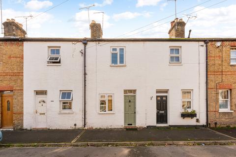 2 bed property, in Duke Street, £475,000
