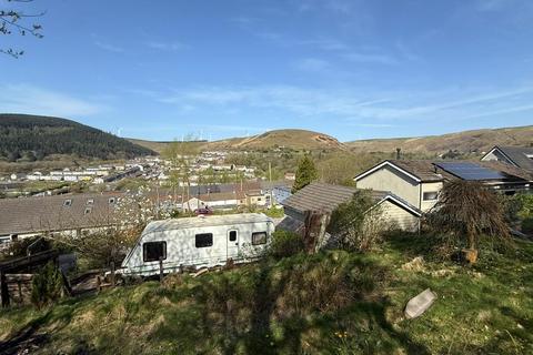 3 bed property, in Glamorgan Terrace, £280,000