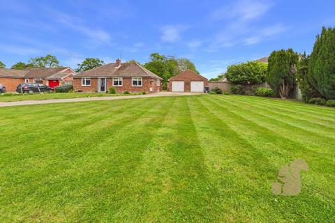 3 bed property, in Rose Lane, £475,000
