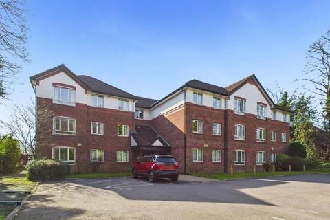 1 bed property, in Edge Lane, £50,000