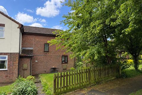 2 bed property, in Foston Gate, £200,000