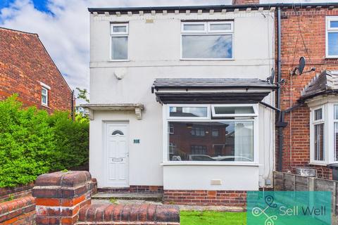 3 bed property, in Peelwood Avenue, £180,000