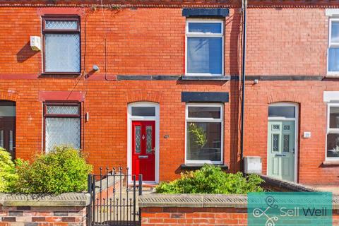 2 bed property, in Hamilton Street, £150,000