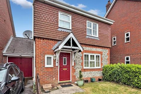 3 bed property, in Dane Road, £550,000