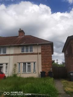 3 bed property, in Shirley Road, £180,000