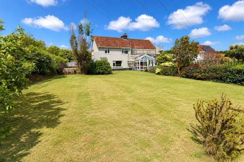 3 bed property, in Elwell Cross, £325,000