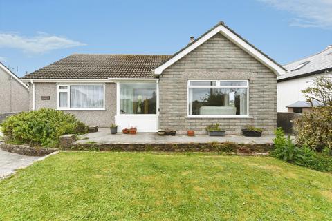 3 bed property, in Albany Close, £475,000