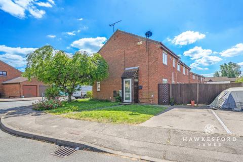 1 bed property, in Merleburgh Drive, £195,000