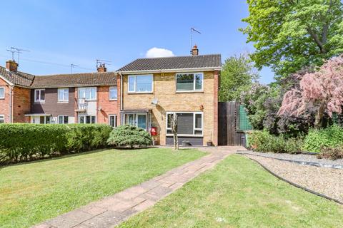 3 bed property, in Reid Way, £285,000