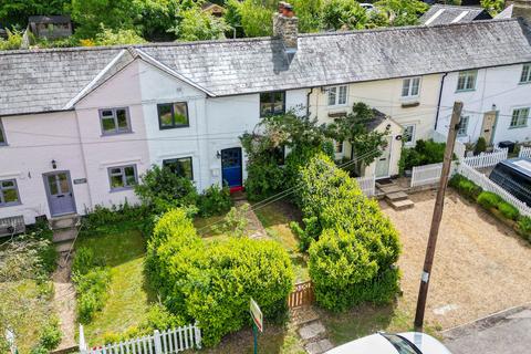 3 bed property, in Spring Terrace, £350,000