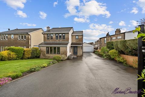 3 bed property, in Back Lane, £375,000