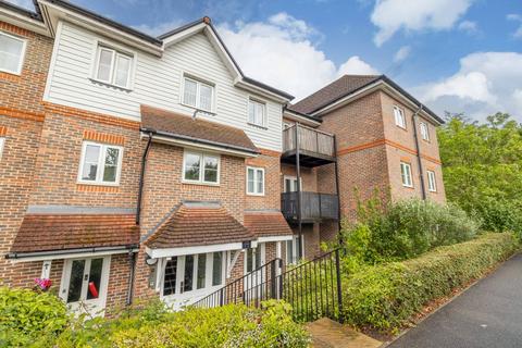 2 bed property, in Freer Crescent, £259,950