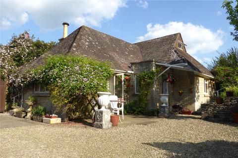 2 bed property, in Over Butterrow, £695,000