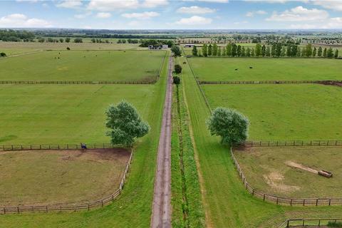 4 bed property, in Lode Fen, £2,000,000