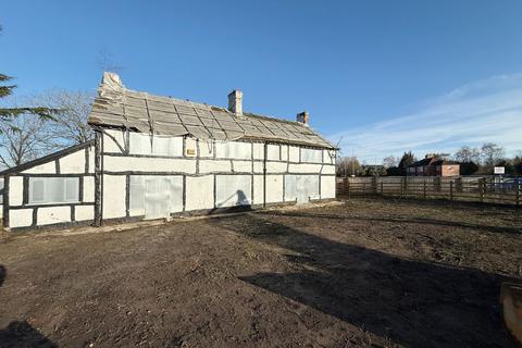 6 bed property, in Keepers Cottage, £600,000