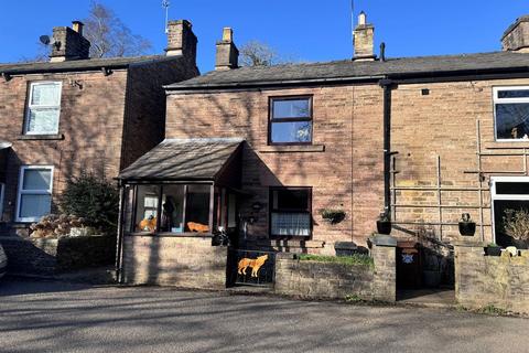 3 bed property, in New Road, £210,000