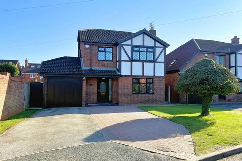 4 bed property, in Woodbourne Road, £700,000