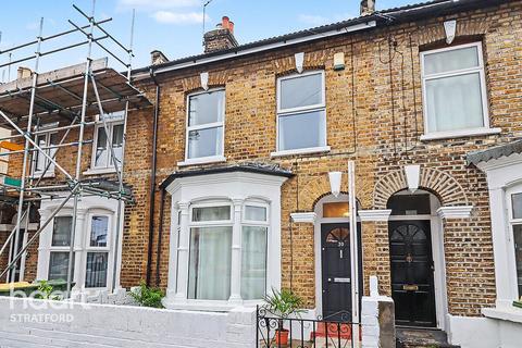 3 bed property, in Dunmow Road Stratford, £595,000