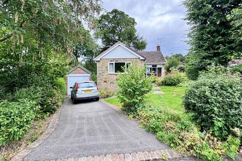 2 bed property, in Kingsmoor Road, £410,000