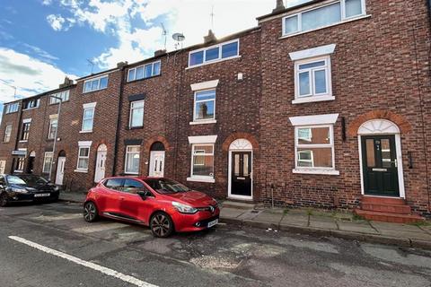 3 bed property, in Paradise Street, £235,000