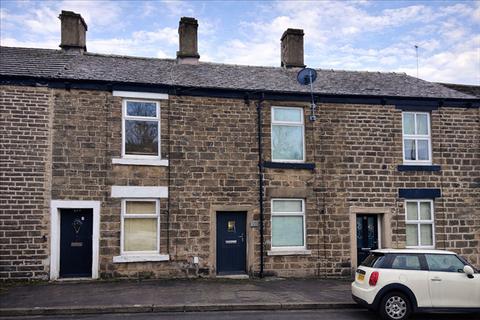 2 bed property, in Manor Park Road, £210,000