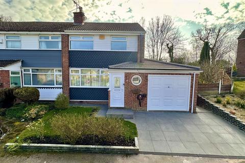 3 bed property, in Cartmel Close, £383,000